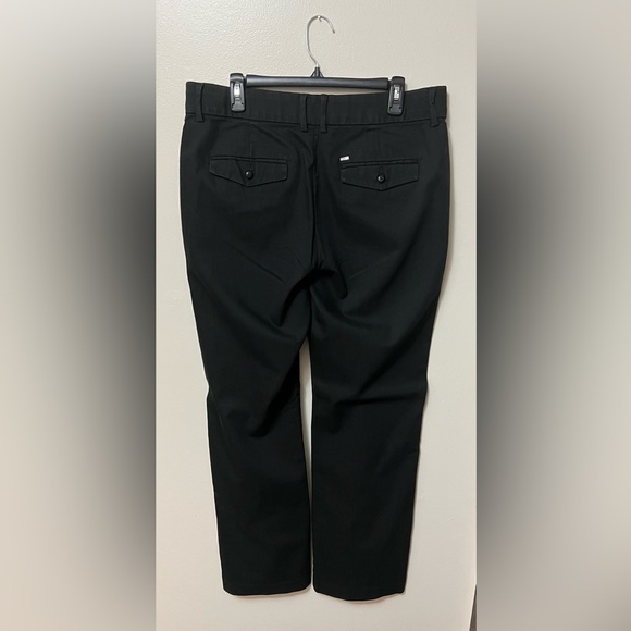 Women’s Lee pants size 12 black straight leg. - Picture 2 of 3